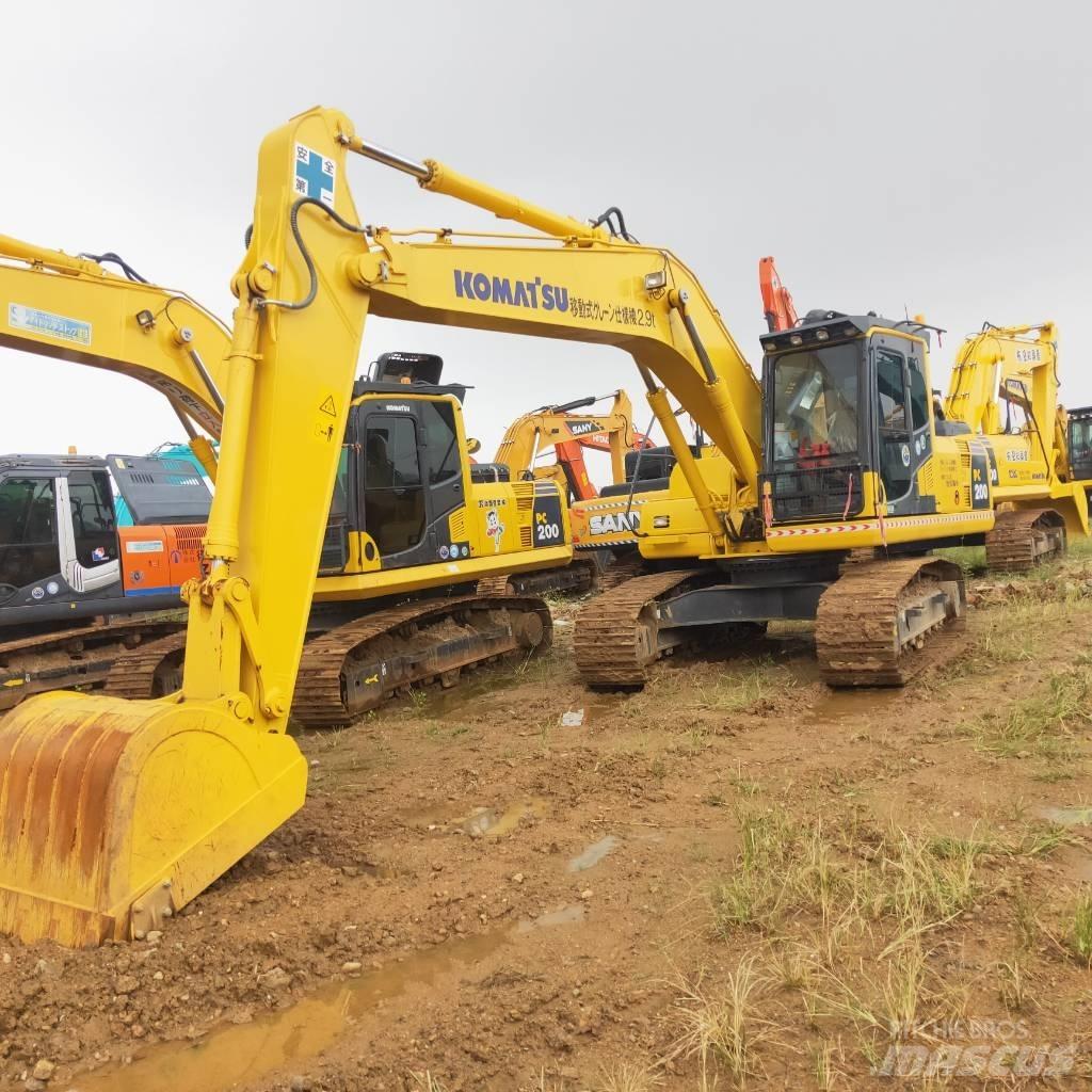 Komatsu PC200-8 대형 굴삭기 29톤 이상