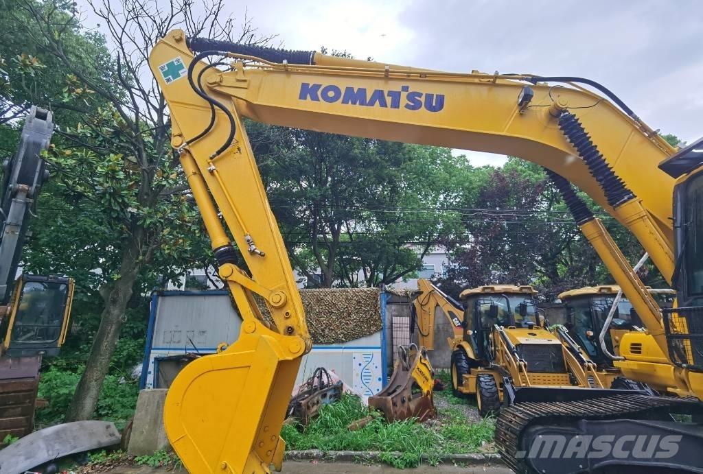 Komatsu PC220-7 대형 굴삭기 29톤 이상
