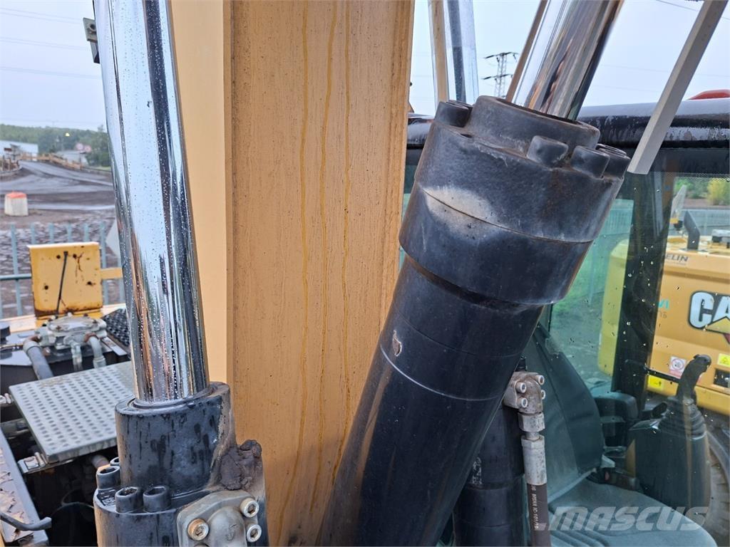 CAT M313D 4X4 건설 장비 - 기타