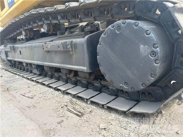 Komatsu PC 450-8 대형 굴삭기 29톤 이상