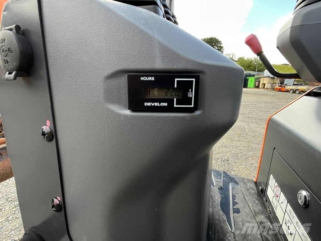 Develon DX 10 Z-7 소형 굴삭기 7톤 미만