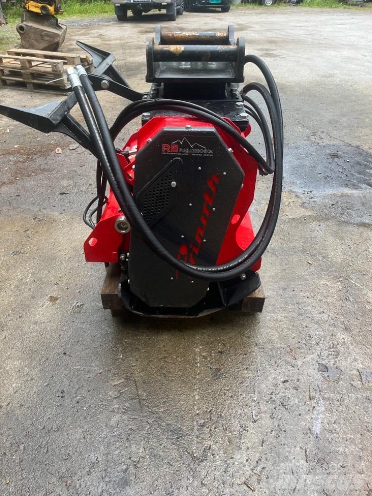 Menzi Muck M545x 특수 굴삭기