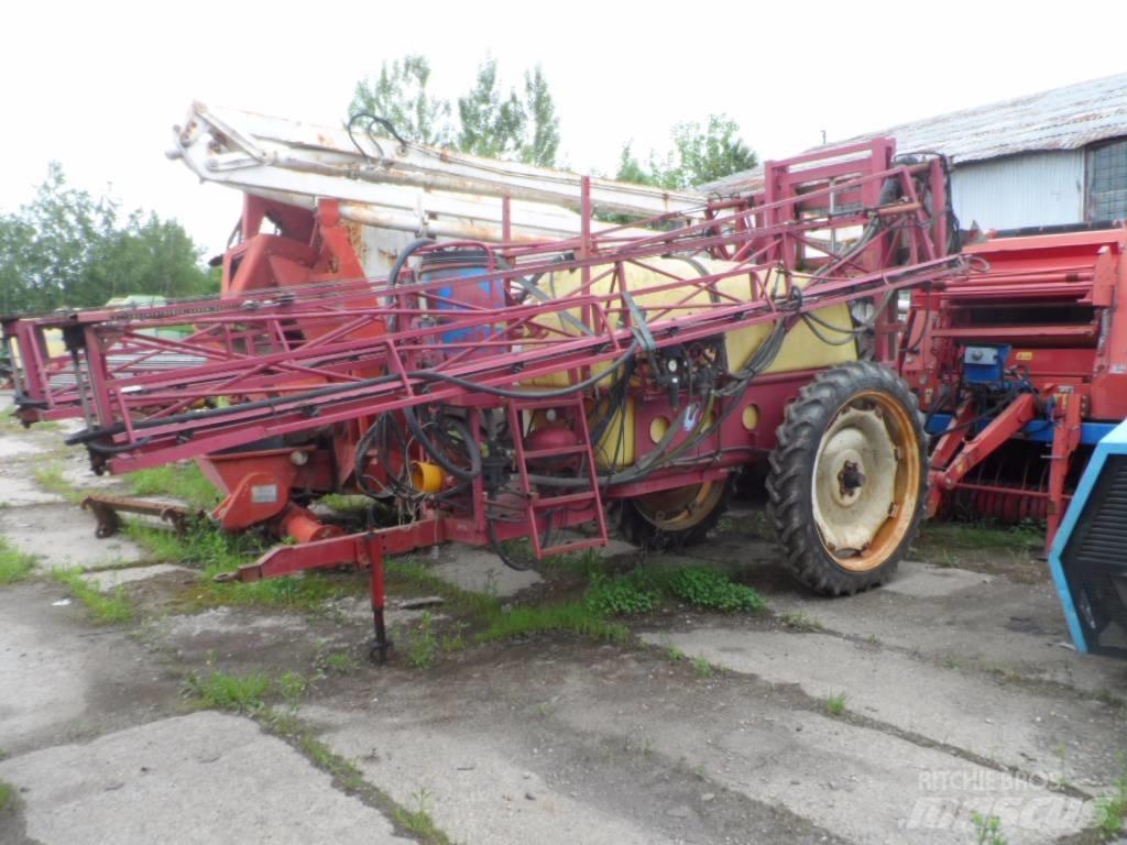 Hardi TZ2500 견인형 분무기
