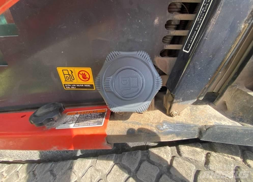 Kubota SVL 75-2  스키드로더