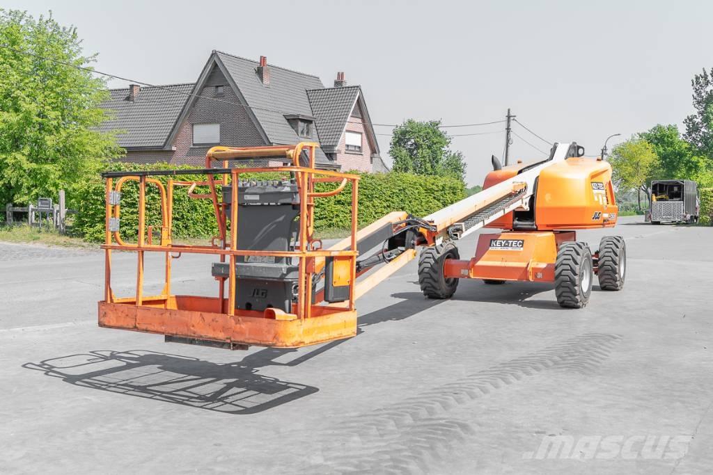 JLG 460 SJ 견인식 전동이동 리프트