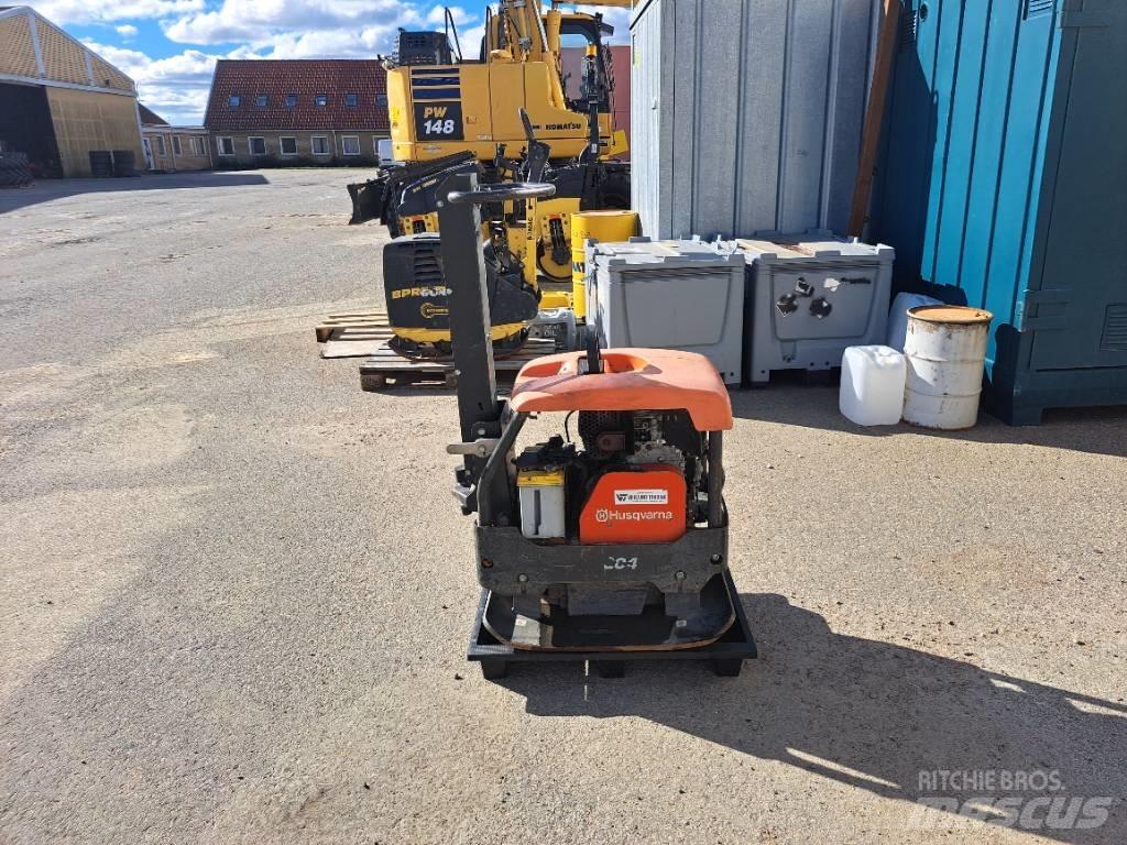 Husqvarna LG 204 진동롤러