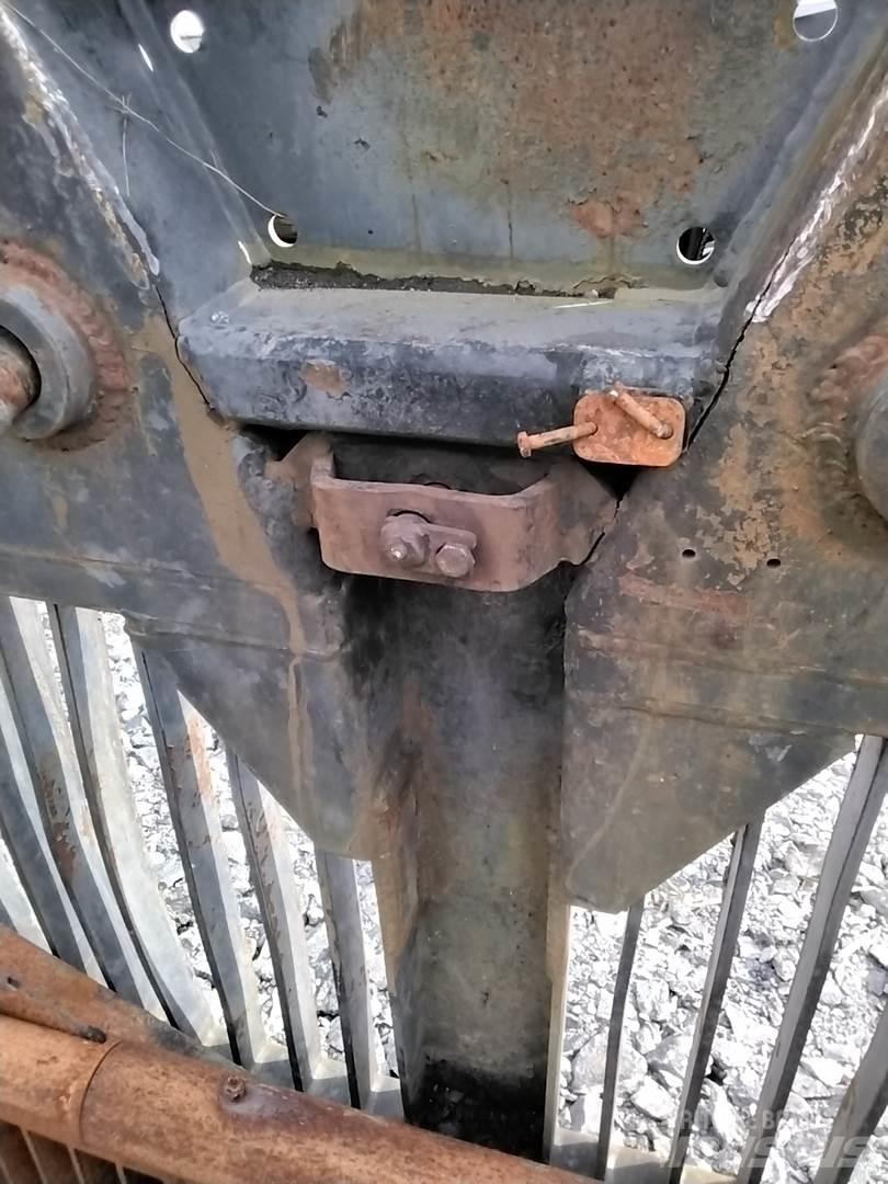 Valmet 860.3 기타 구성품