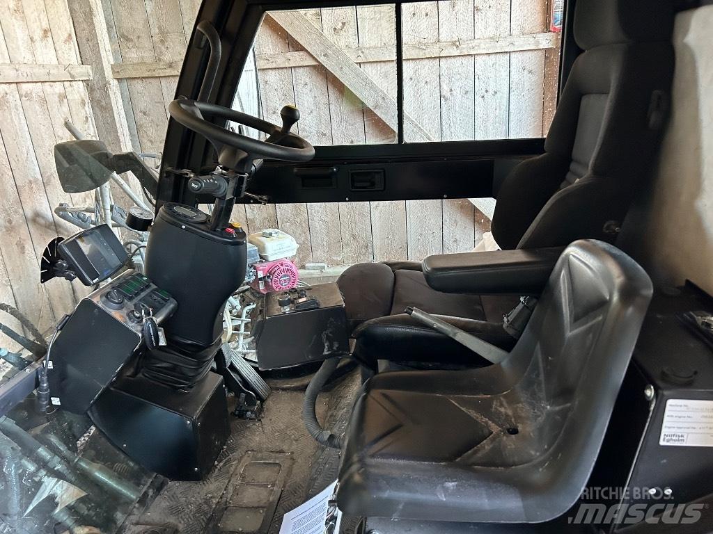 Nilfisk CR3500 도로 청소차