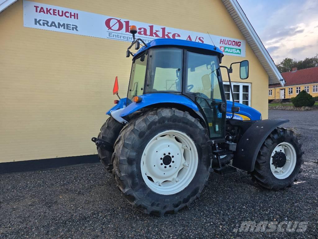 New Holland TD 90 D 트랙터