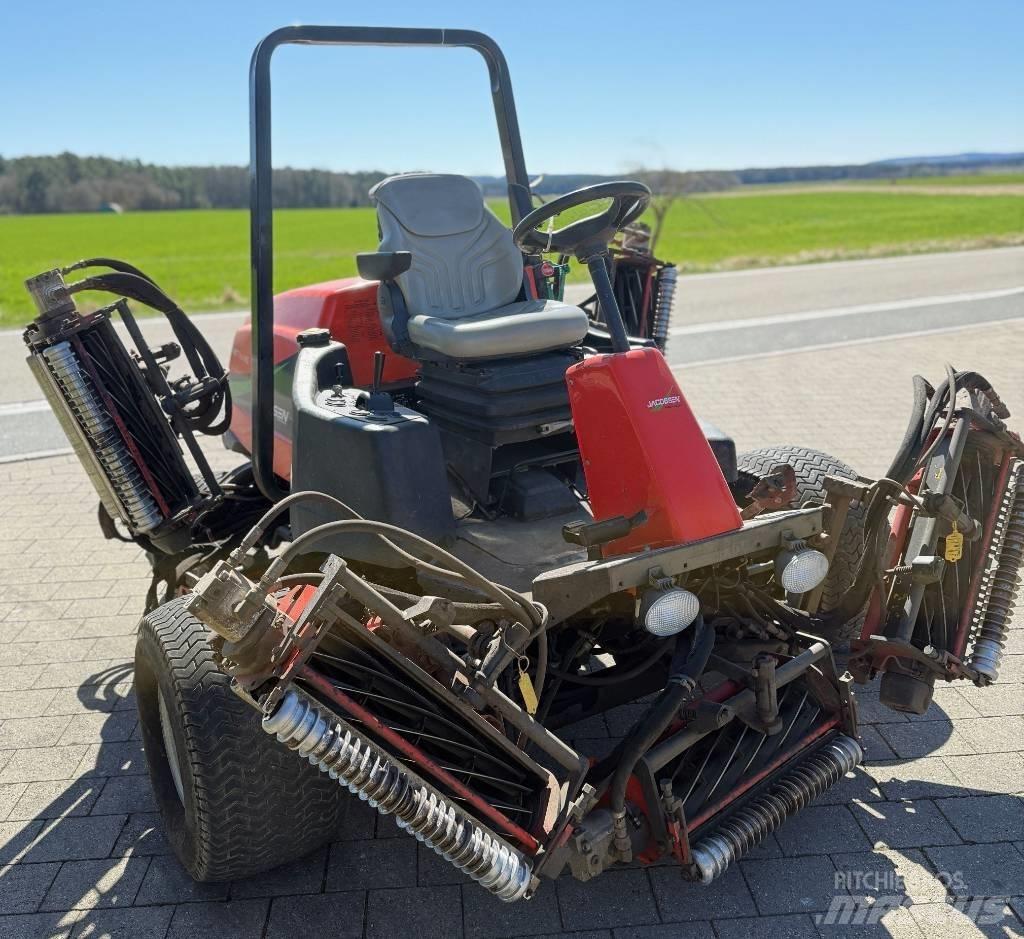 Jacobsen LF4677 탑승형 잔디깎기