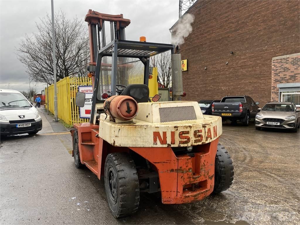Nissan BF05H50U 디젤 지게차