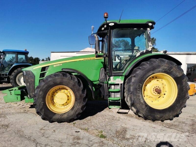 John Deere 8295 R 트랙터