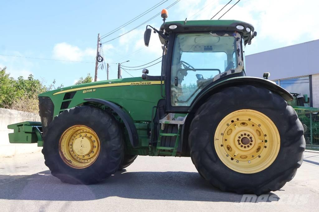 John Deere 8295 R 트랙터
