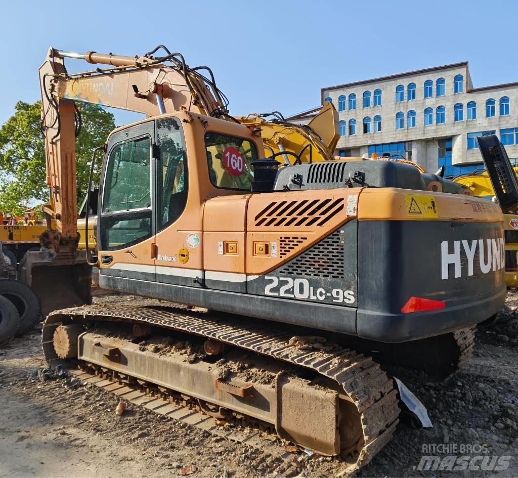 Hyundai R220LC-9S 대형 굴삭기 29톤 이상