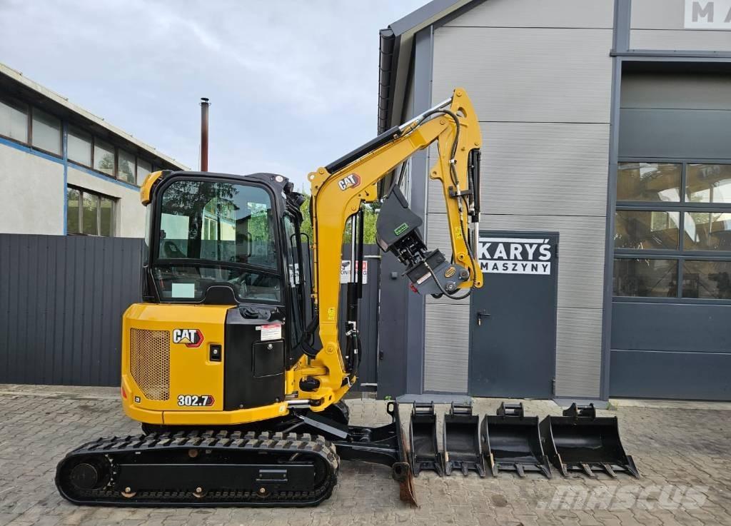 CAT 302.7 CR 소형 굴삭기 7톤 미만