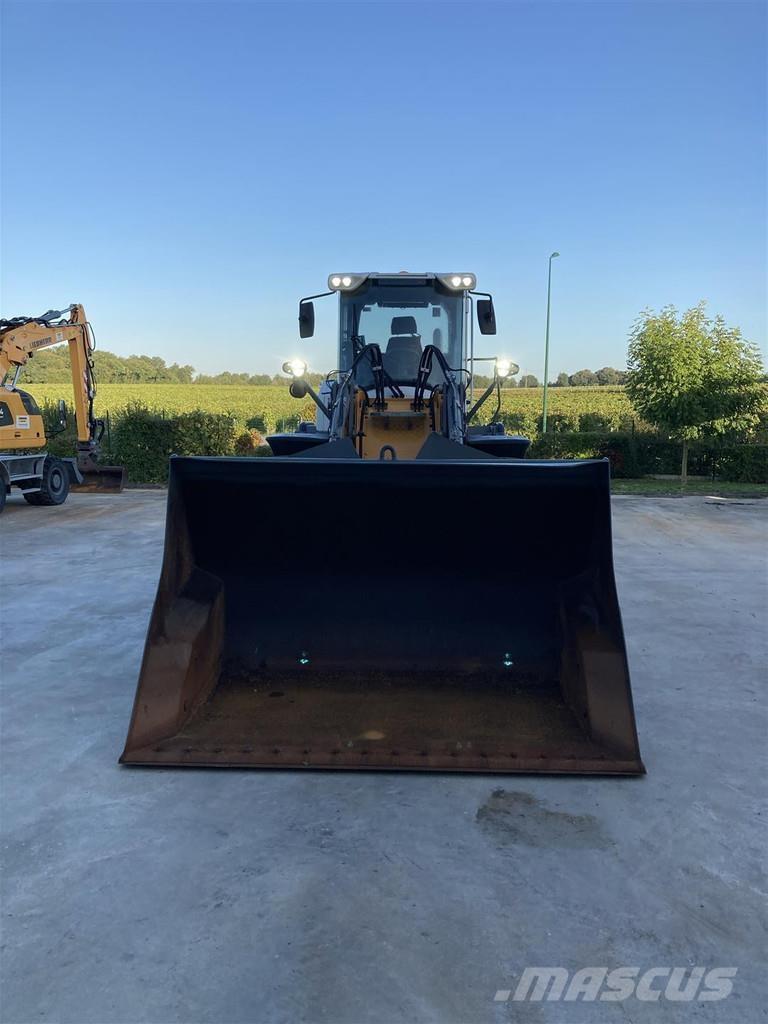 Liebherr L 538  휠로우더