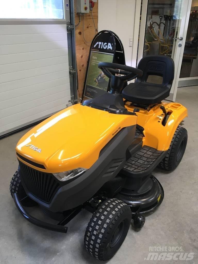 Stiga Tornado 398 ST 탑승형 잔디깎기