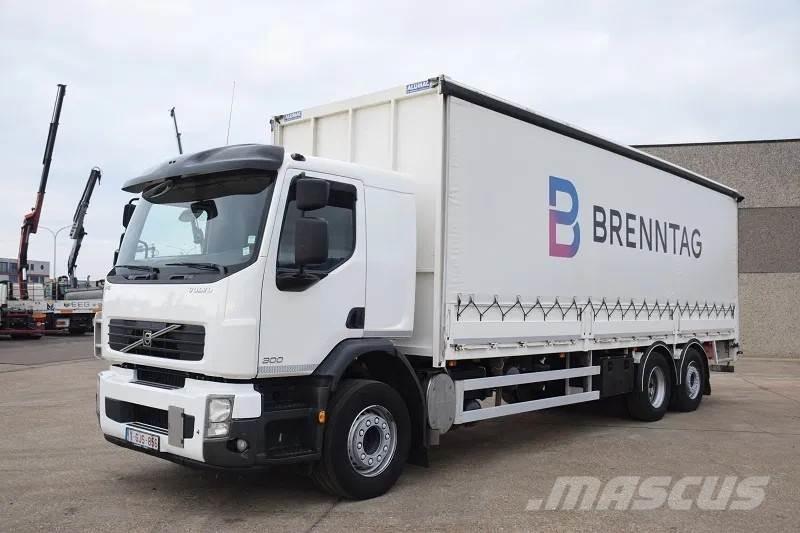 Volvo FE 300 탑차 트럭