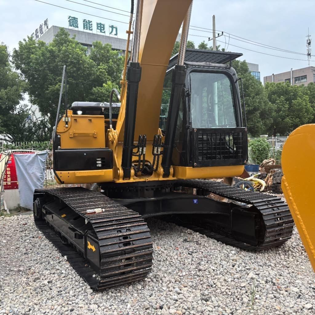 CAT 325 D 대형 굴삭기 29톤 이상