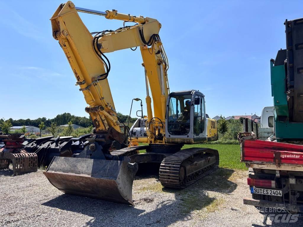 New Holland E 305 대형 굴삭기 29톤 이상