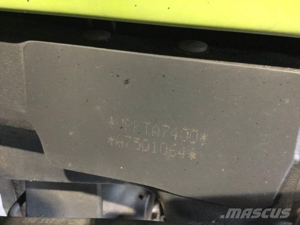 CLAAS ARION 550 트랙터
