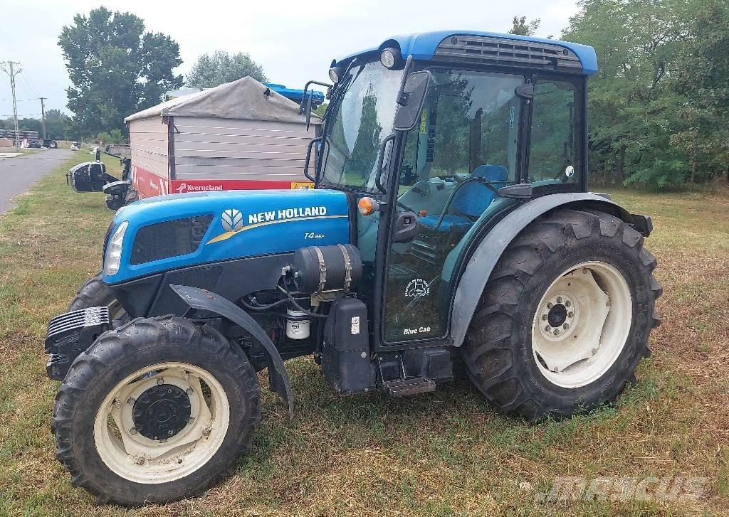 New Holland T4.85F 트랙터