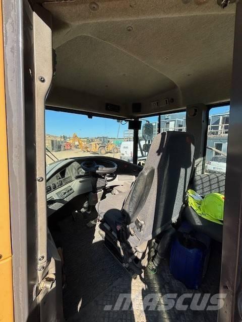 Volvo A 25 F 연결식 홀러