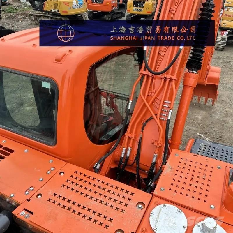 Doosan DX 150 중형굴삭기 7톤-28톤