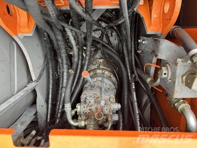 Hitachi ZX 130 W  휠 굴삭기
