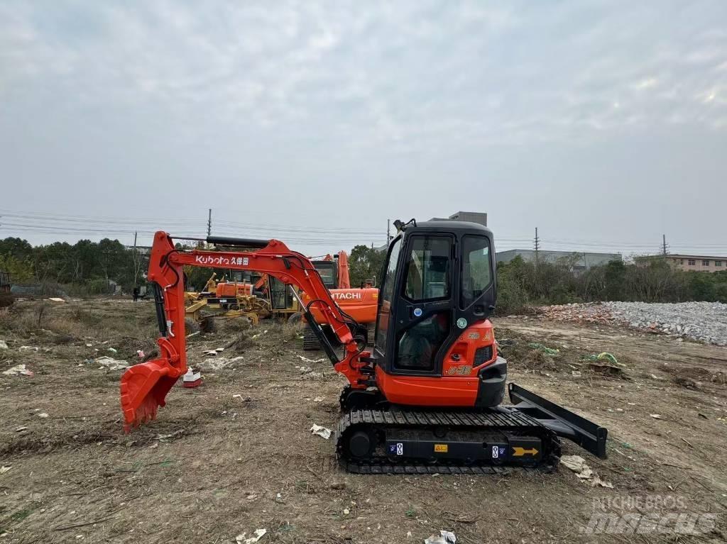 Kubota U 35 소형 굴삭기 7톤 미만