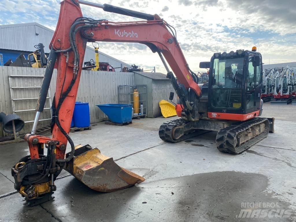Kubota KX 080-4 중형굴삭기 7톤-28톤