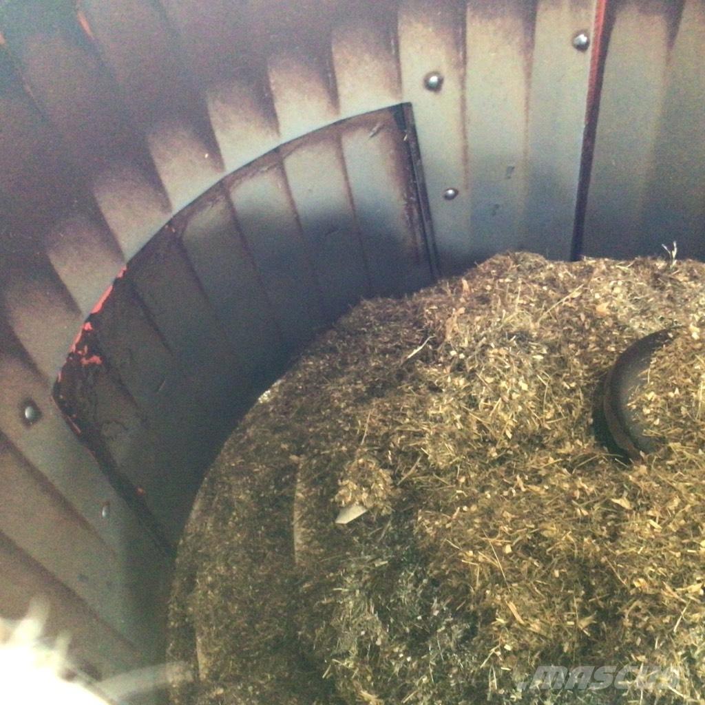 Kuhn Profile 1880 믹서 피더