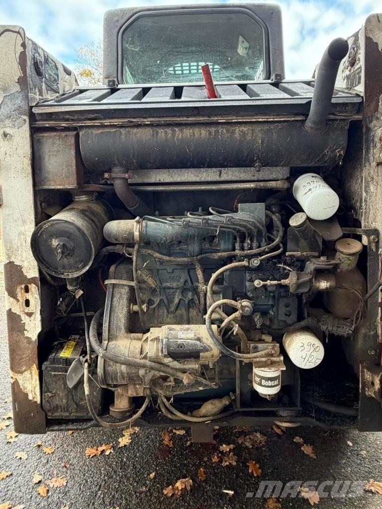 Bobcat 763  스키드로더