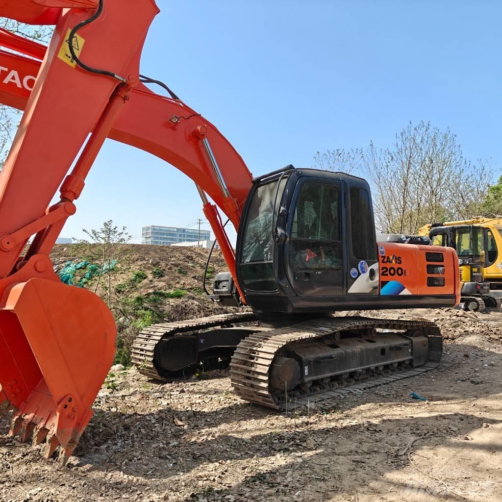 Hitachi ZX200 대형 굴삭기 29톤 이상