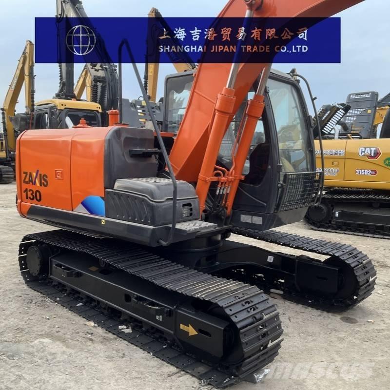 Hitachi ZX 130 대형 굴삭기 29톤 이상