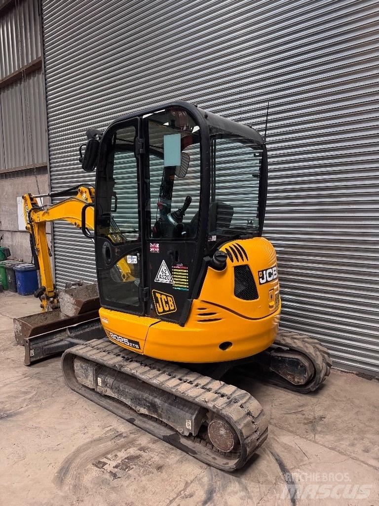 JCB 8025 ZTS 소형 굴삭기 7톤 미만