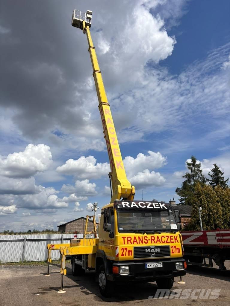 MAN L 2000 트럭 탑재 고소작업대