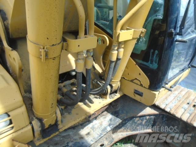 CAT 330 D L 대형 굴삭기 29톤 이상