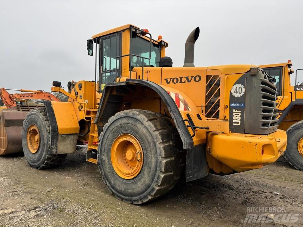 Volvo L 180 F  휠로우더