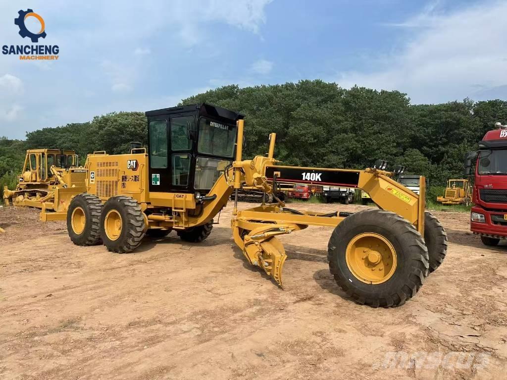 CAT 140 K 그레이더
