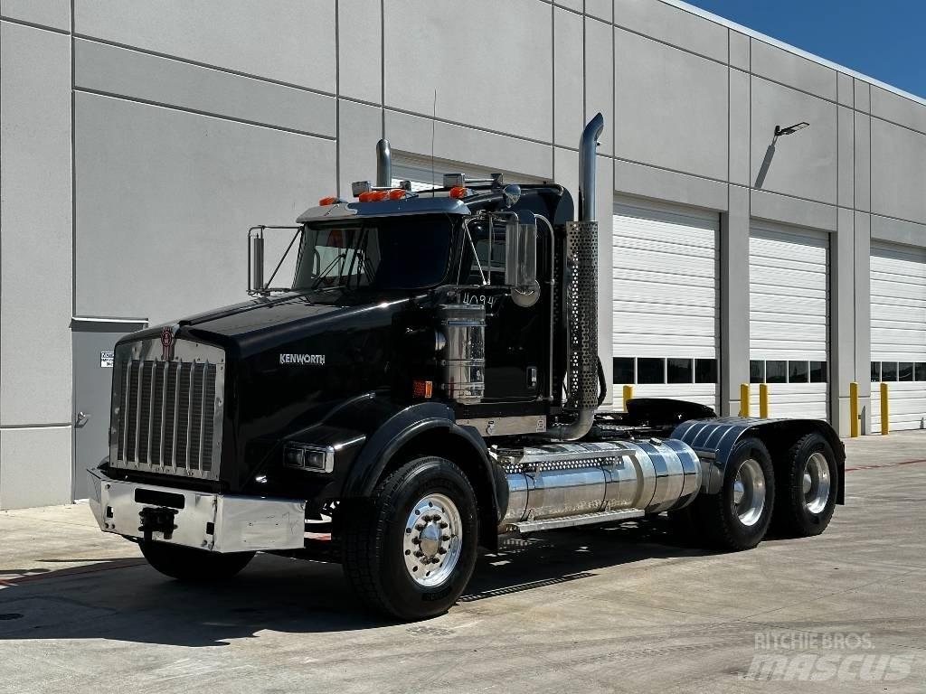 Kenworth T 800 트랙터 유닛