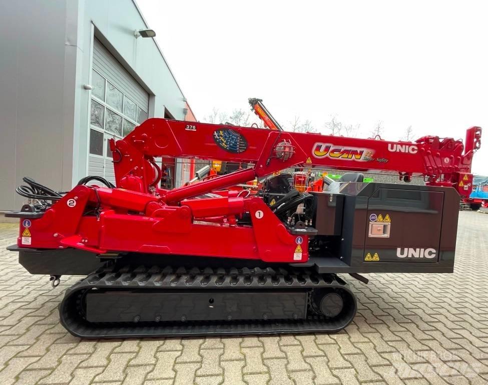 Unic URW-376 미니 크레인