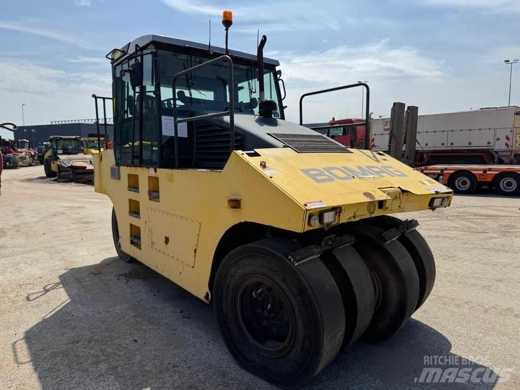 Bomag BW 24 R 공기 타이어 롤러