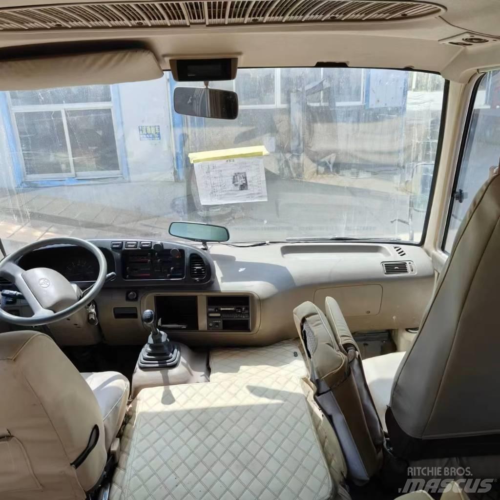 Toyota Coaster Bus 미니 버스
