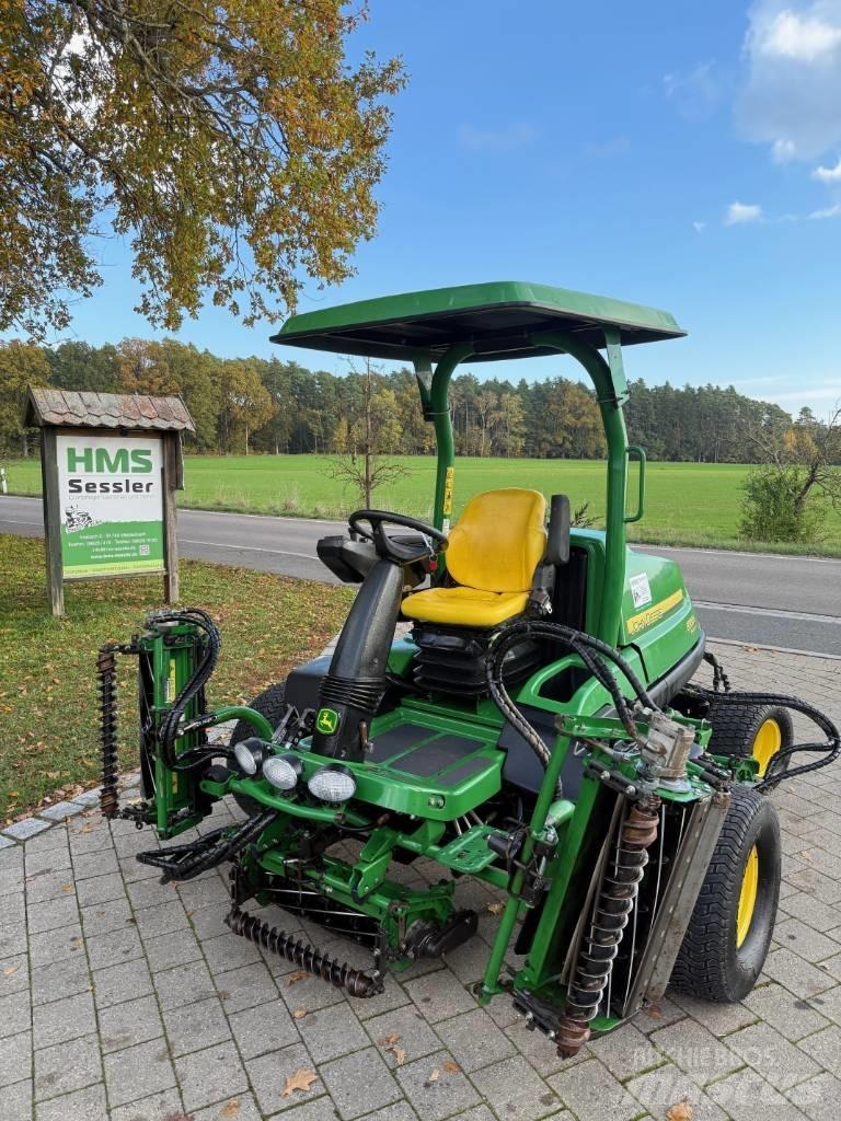 John Deere 8700 A 페어웨이 잔디깎기