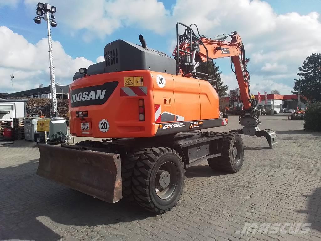 Doosan DX 165 W-5  휠 굴삭기
