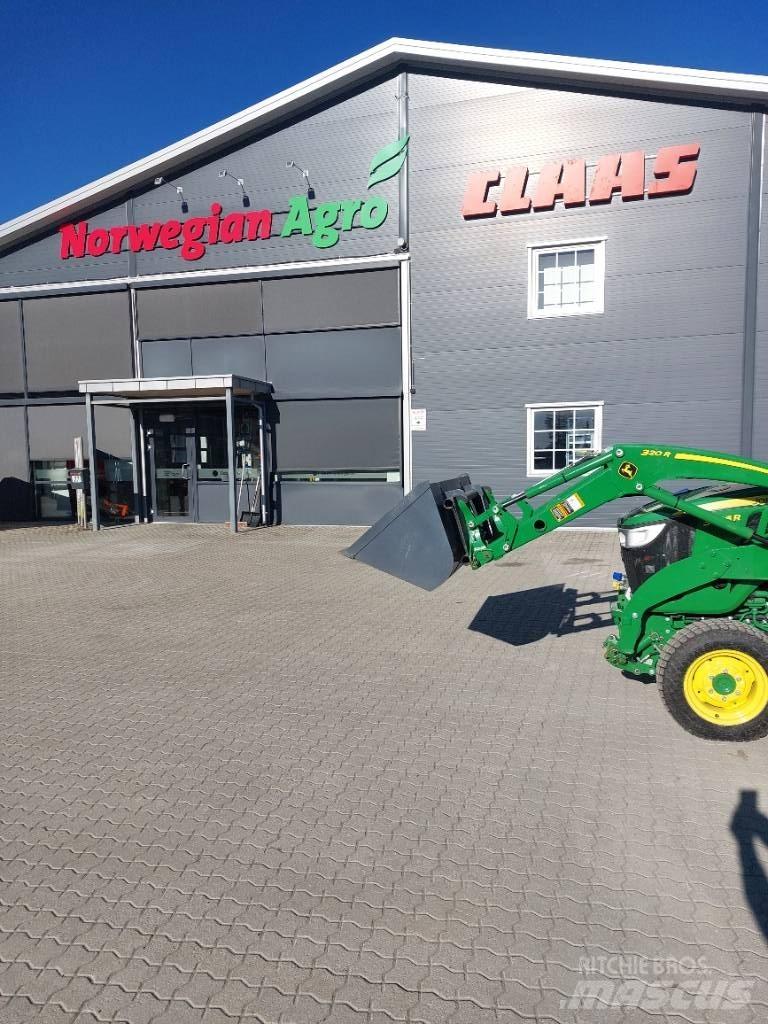 John Deere 3046 R 트랙터