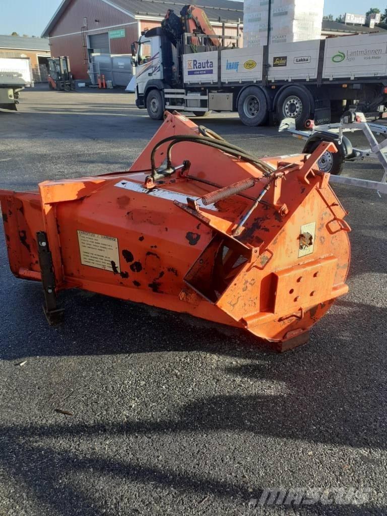 Esko 240 lumilinko 제설기