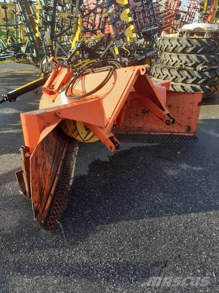 Esko 240 lumilinko 제설기