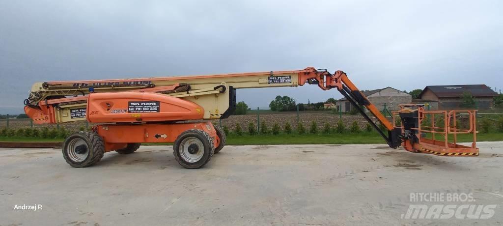 JLG 1250 AJP 관절형 전동이동 리프트